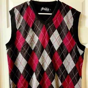 Casual men’s sweater vest